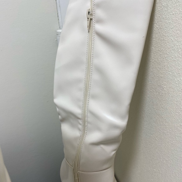 Elegant off-White,6,Knee-High Women's Boots,block heel,vegan leather,pointed toe - Picture 4 of 8